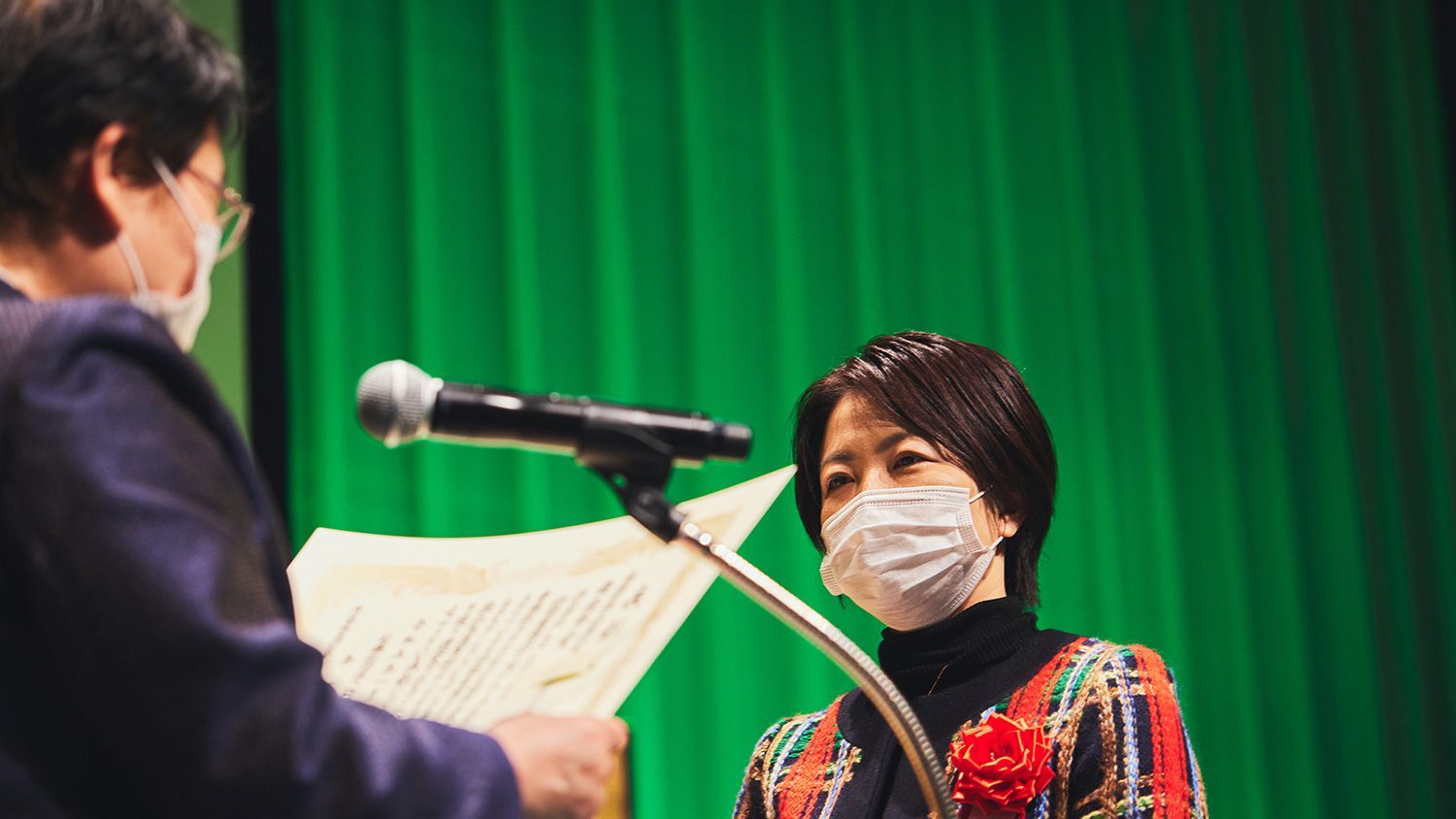 日本看護協会「看護業務の効率化 先進事例アワード2022」授賞式で表彰を受ける当社代表